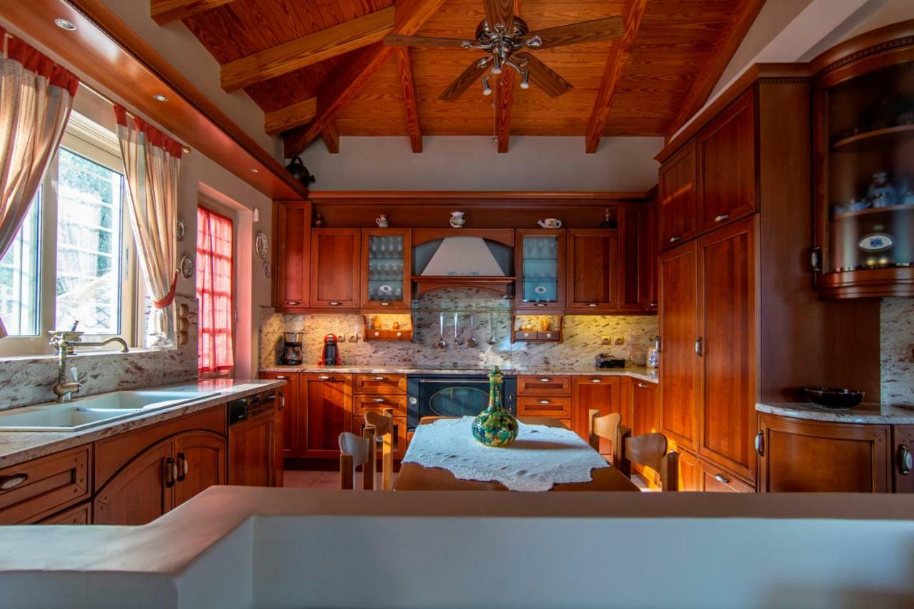 Villa Maira Luxurious With Private Swimming Pool Корфос Экстерьер фото
